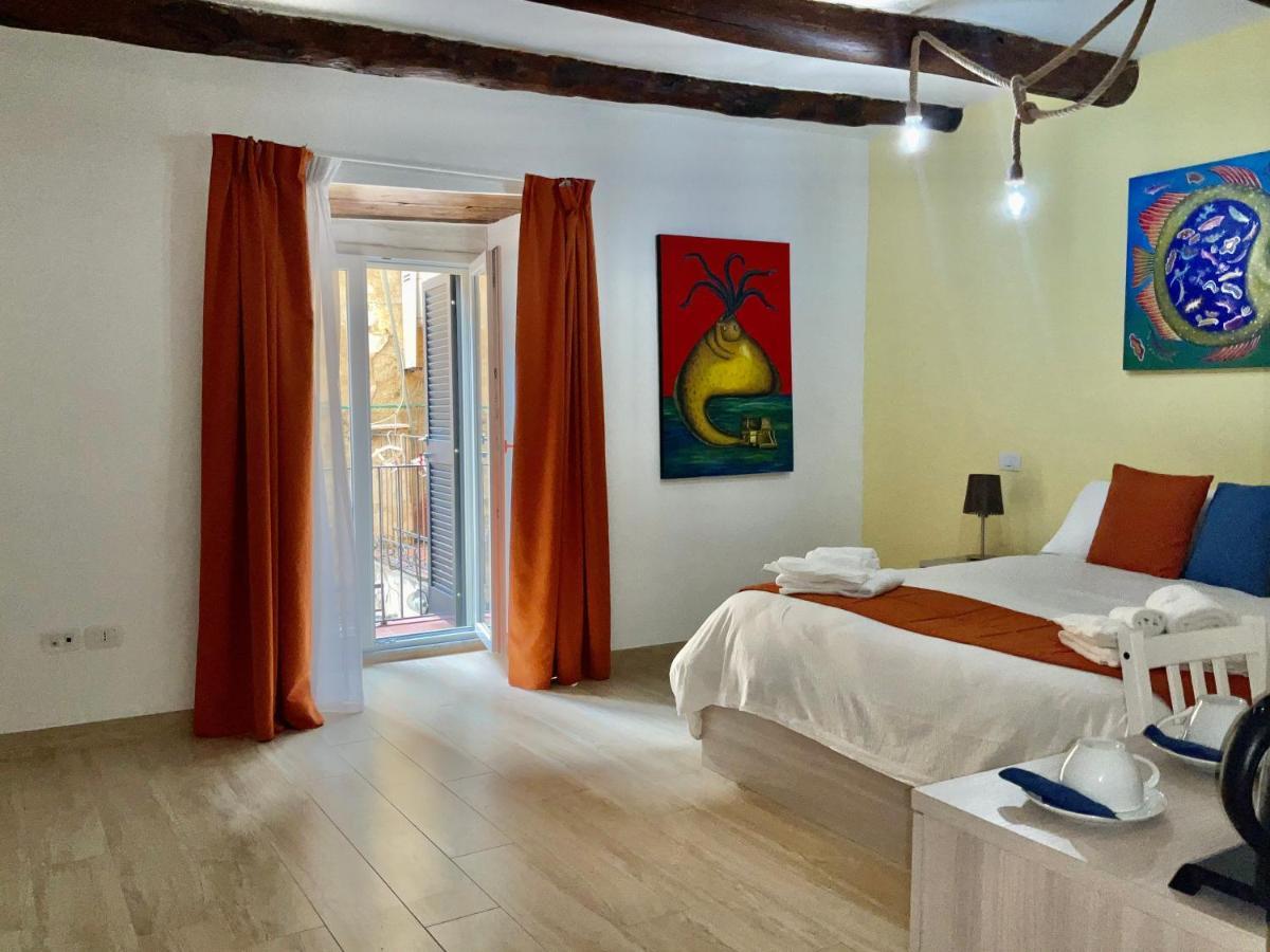 'A Room De' Scugnizzi Neapel Exteriör bild