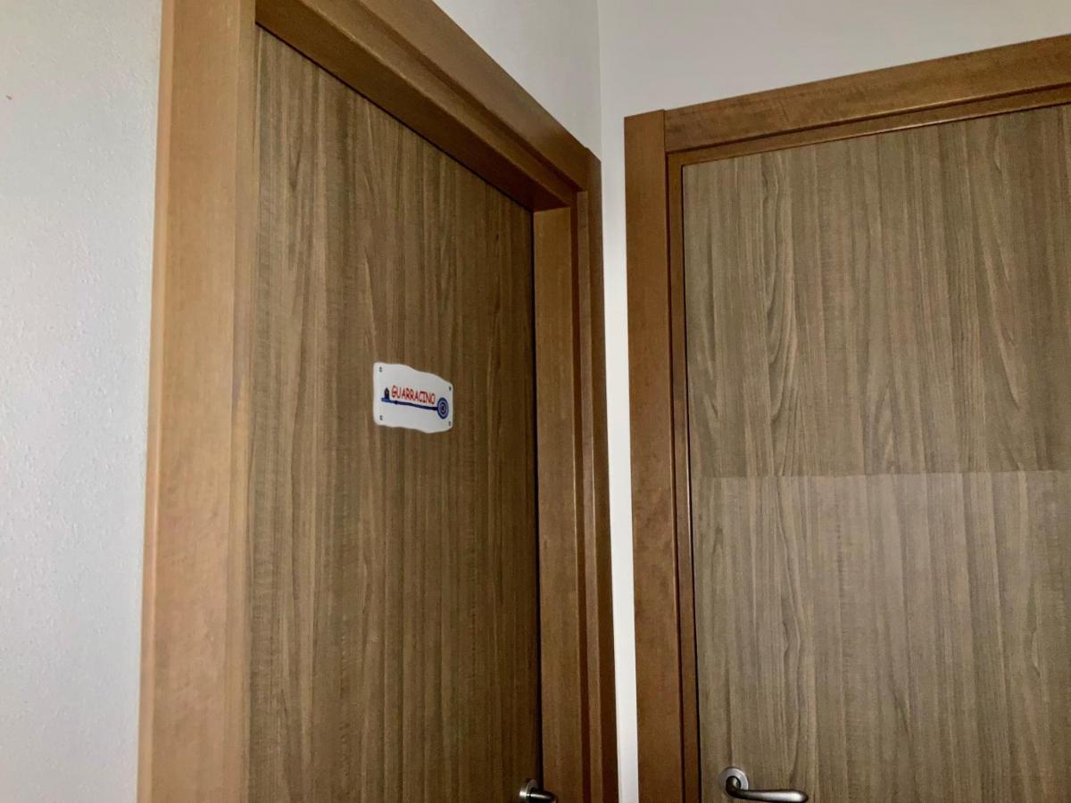 'A Room De' Scugnizzi Neapel Exteriör bild