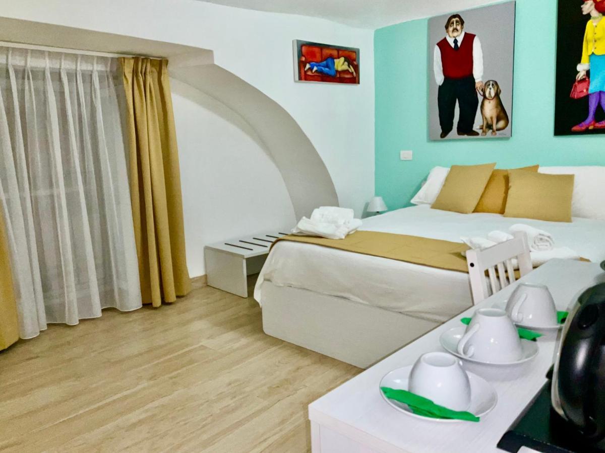 'A Room De' Scugnizzi Neapel Exteriör bild