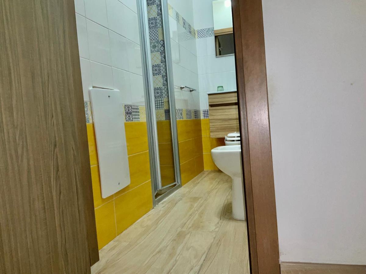 'A Room De' Scugnizzi Neapel Exteriör bild