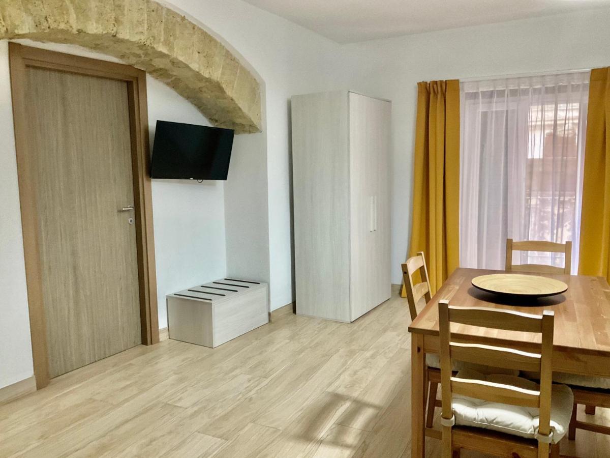 'A Room De' Scugnizzi Neapel Exteriör bild